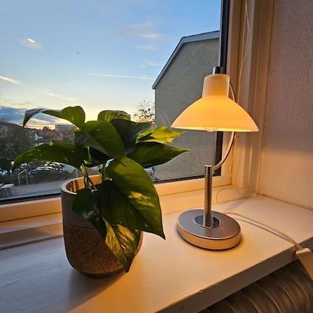Lejlighed Med Altan Og Gratis Parkering Ольборг Экстерьер фото
