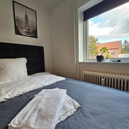 Lejlighed Med Altan Og Gratis Parkering Ольборг Экстерьер фото
